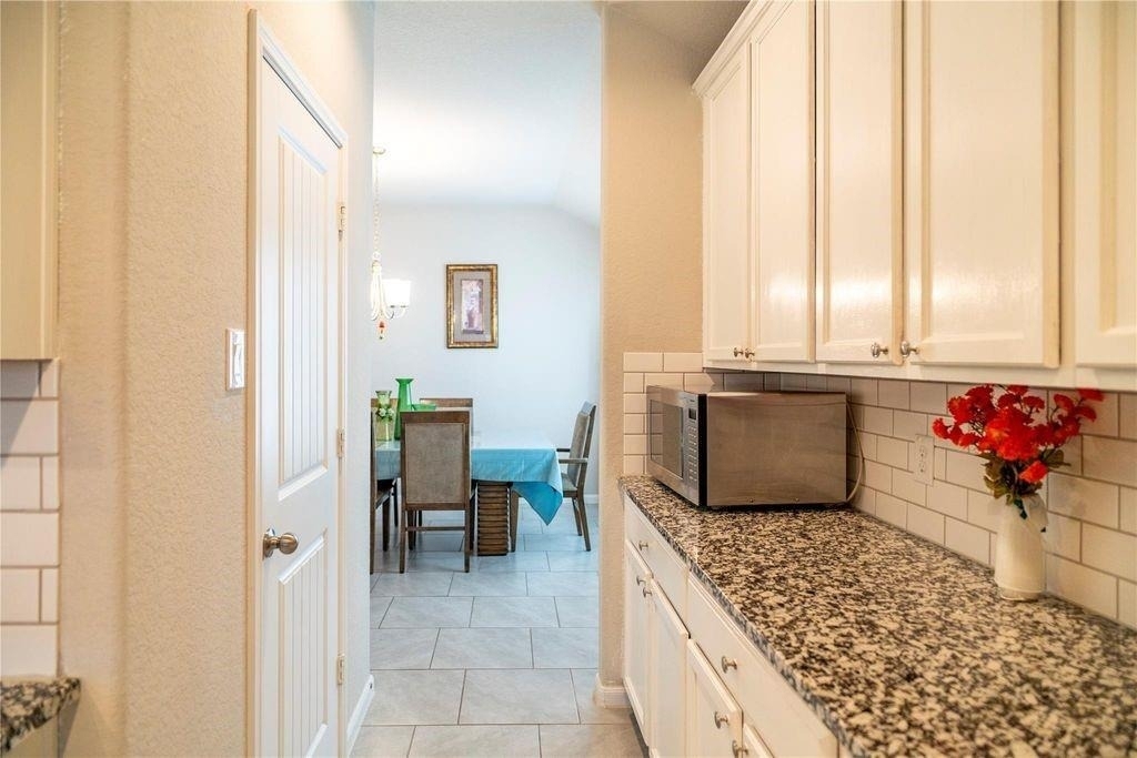 18226 Mulberry Spring Circle - Photo 8