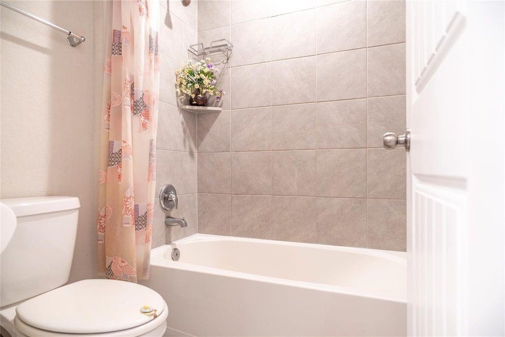 18226 Mulberry Spring Circle - Photo 30