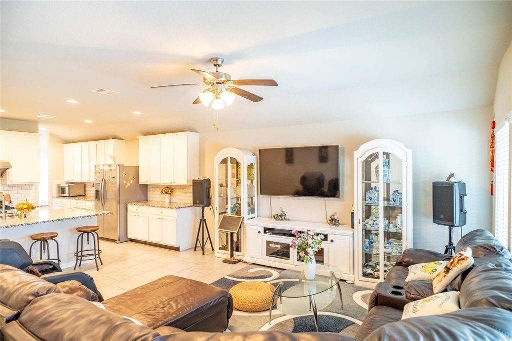 18226 Mulberry Spring Circle - Photo 5