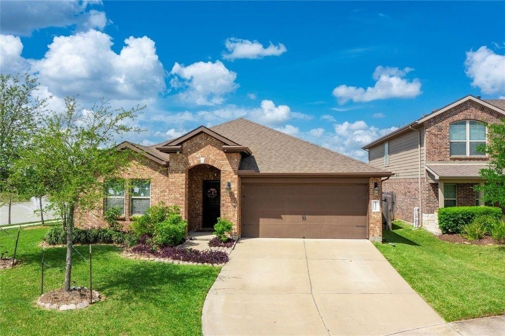 18226 Mulberry Spring Circle - Photo 0