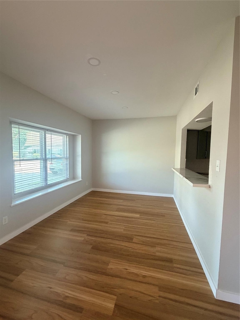 1351 Mardi Lane - Photo 3