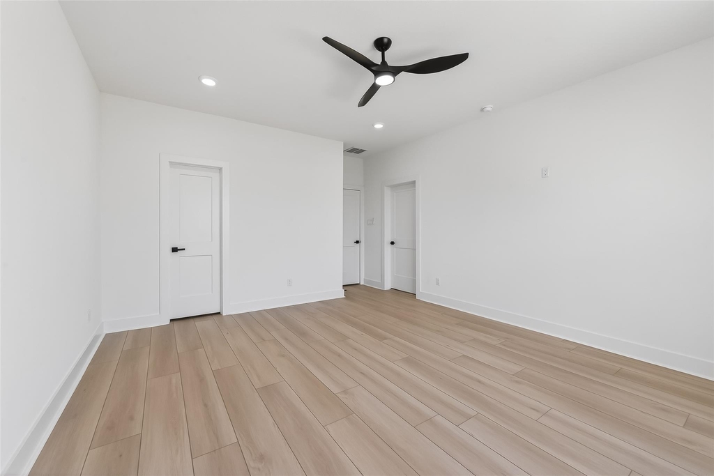 951 Highland Light Lane - Photo 18