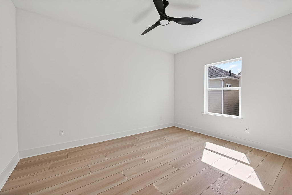 951 Highland Light Lane - Photo 14