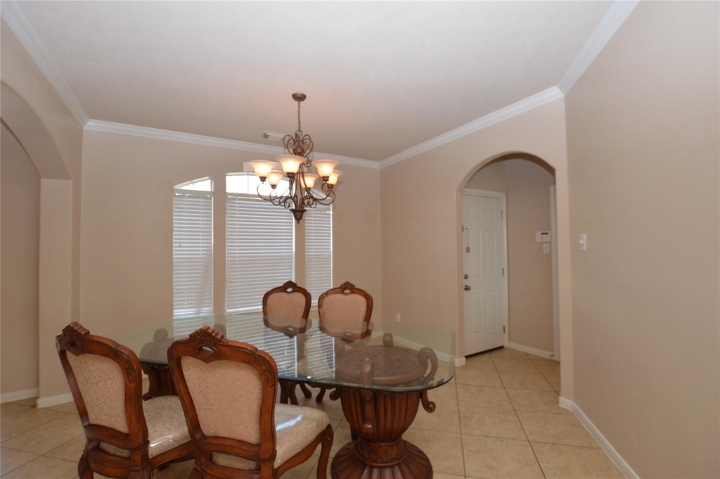 19415 Countryroad Drive - Photo 5