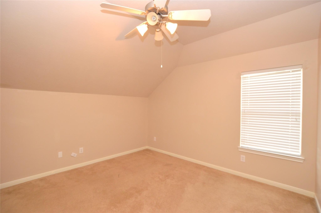 19415 Countryroad Drive - Photo 18