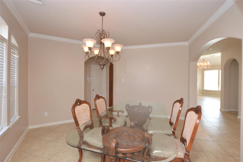 19415 Countryroad Drive - Photo 4