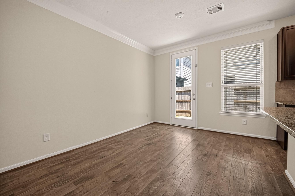 1850 Commons Hill Lane - Photo 11