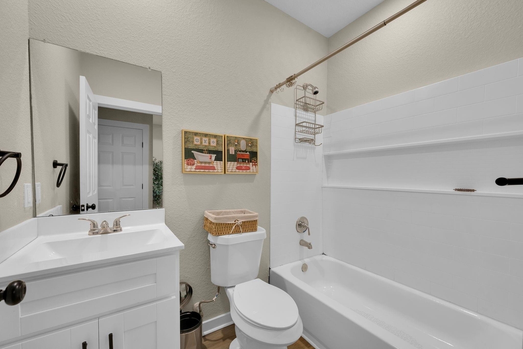 10317 Lake Road - Photo 14