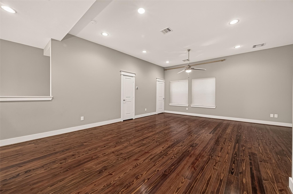 1510 Crockett Street - Photo 12