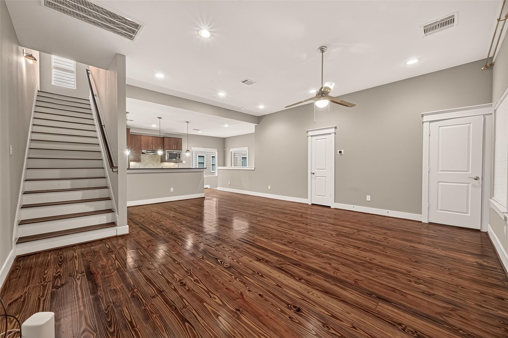 1510 Crockett Street - Photo 14