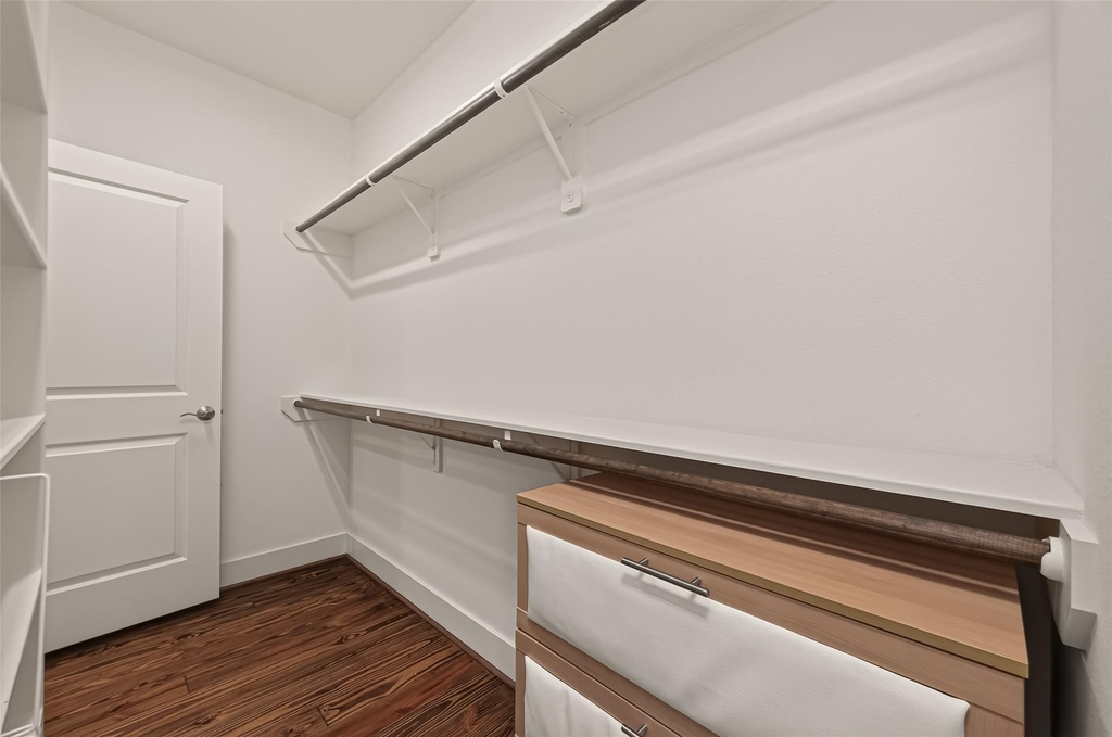 1510 Crockett Street - Photo 35