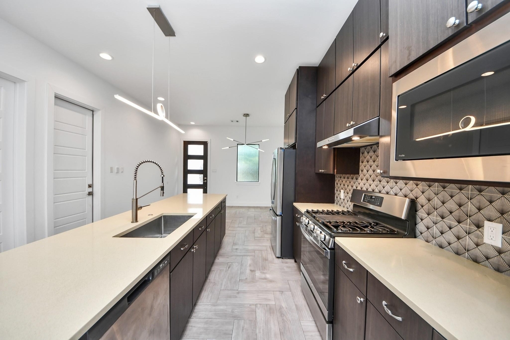 1703 Cedrocanna Lane - Photo 12