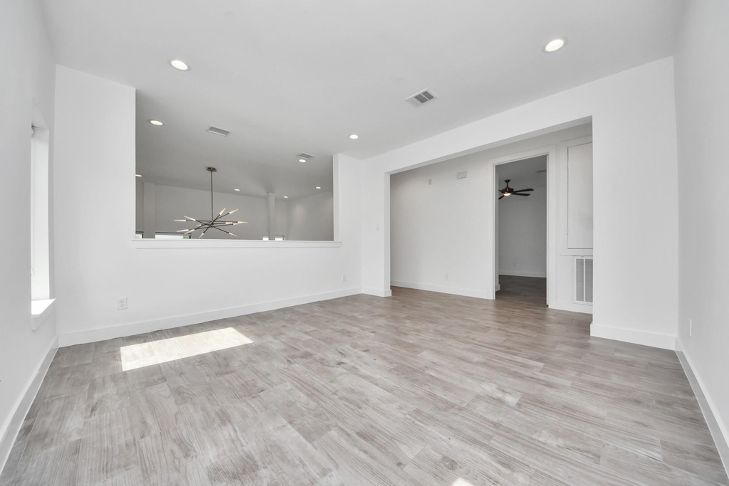 1703 Cedrocanna Lane - Photo 32