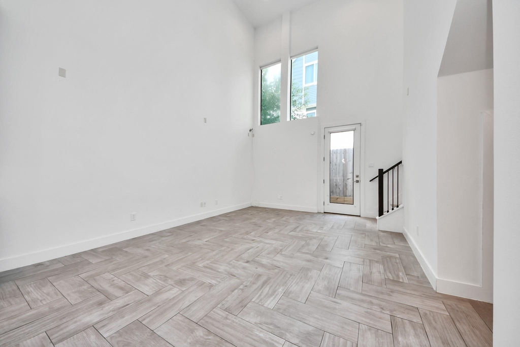 1703 Cedrocanna Lane - Photo 17