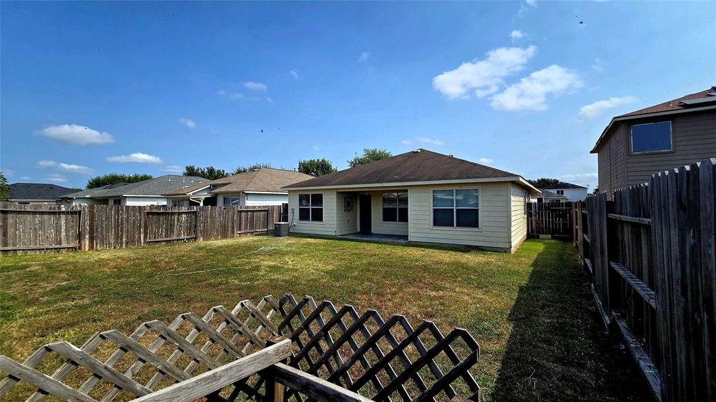 7122 Sunrise Hill Lane - Photo 26
