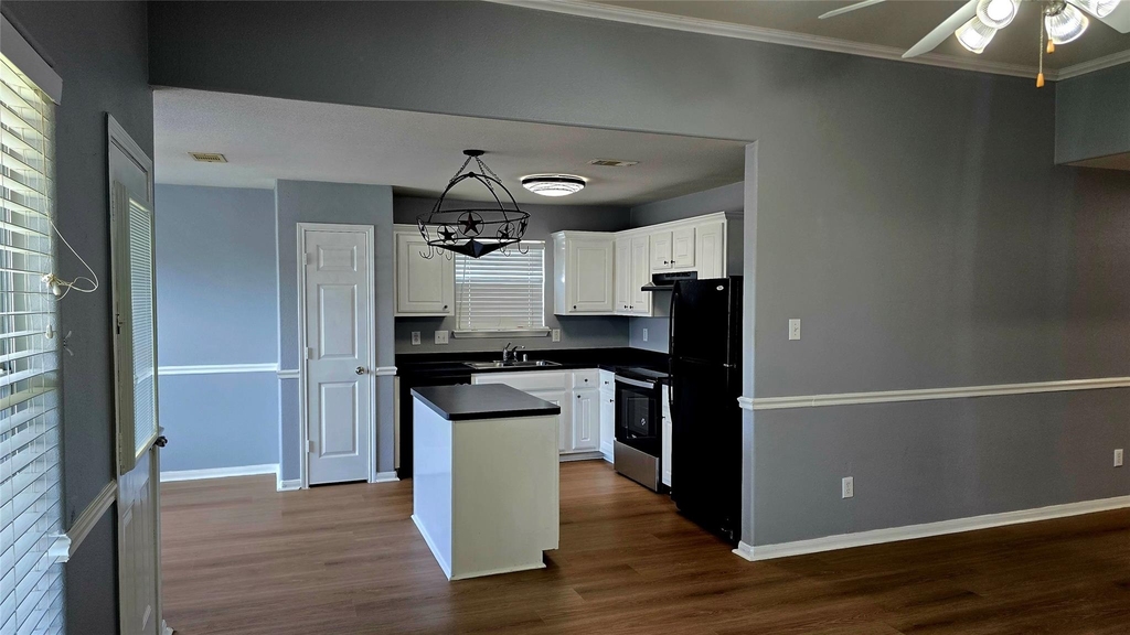7122 Sunrise Hill Lane - Photo 11