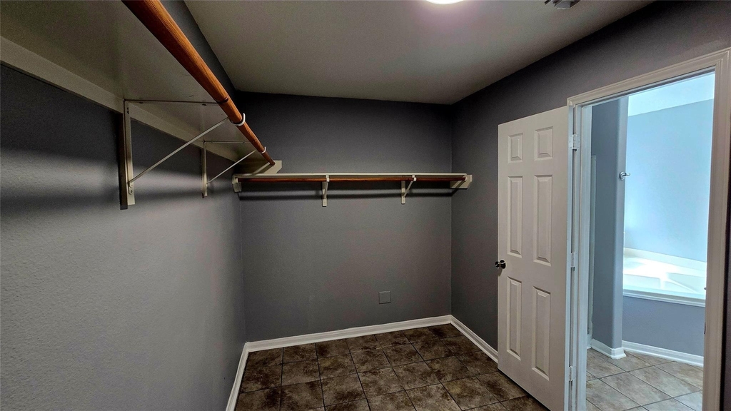 7122 Sunrise Hill Lane - Photo 20