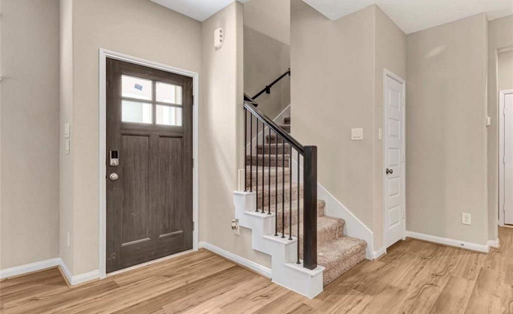 16104 Oregon Oak Drive - Photo 4
