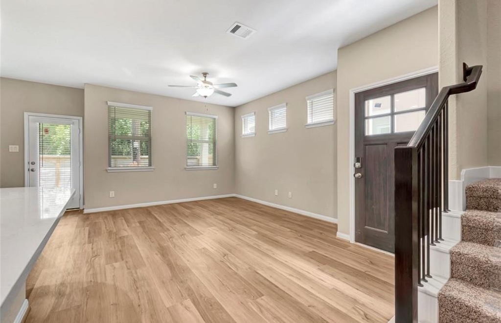 16104 Oregon Oak Drive - Photo 3