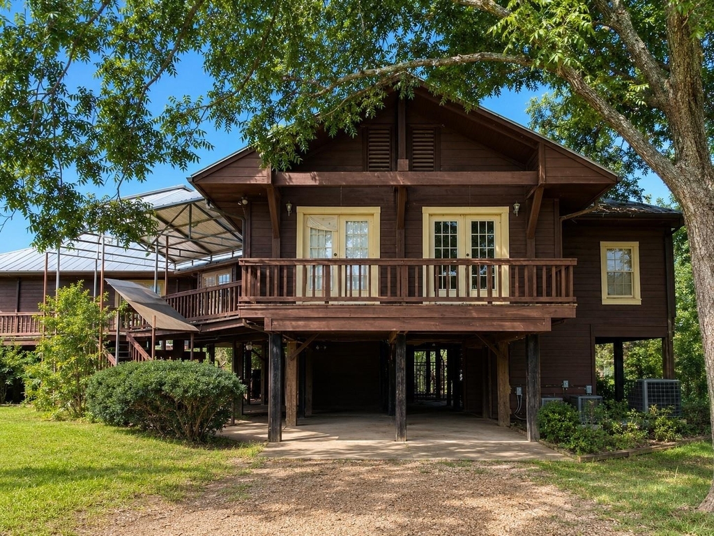 7208 Pool Hill Road - Photo 0