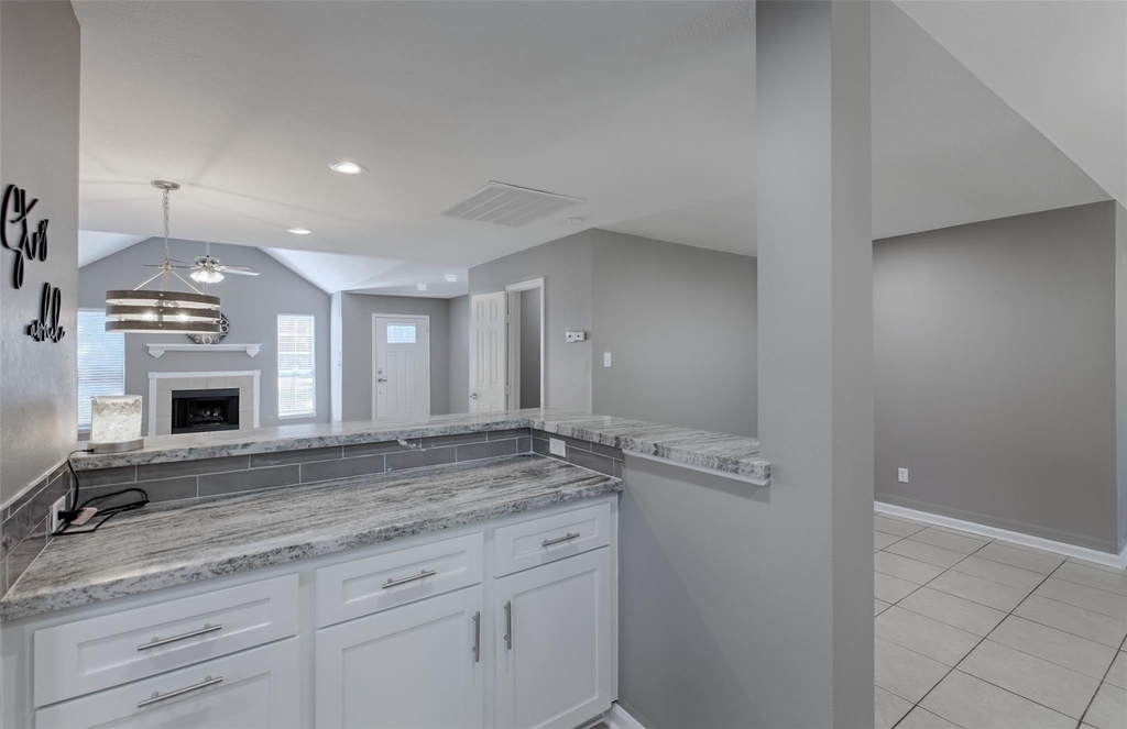 3607 Hampstead Court - Photo 11