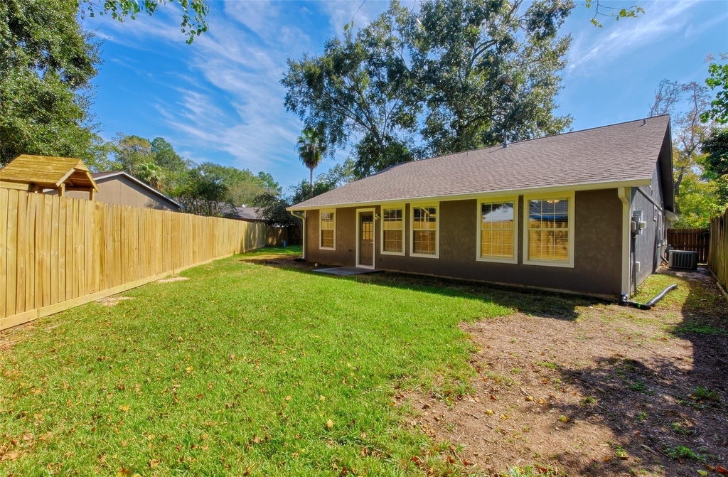3607 Hampstead Court - Photo 23