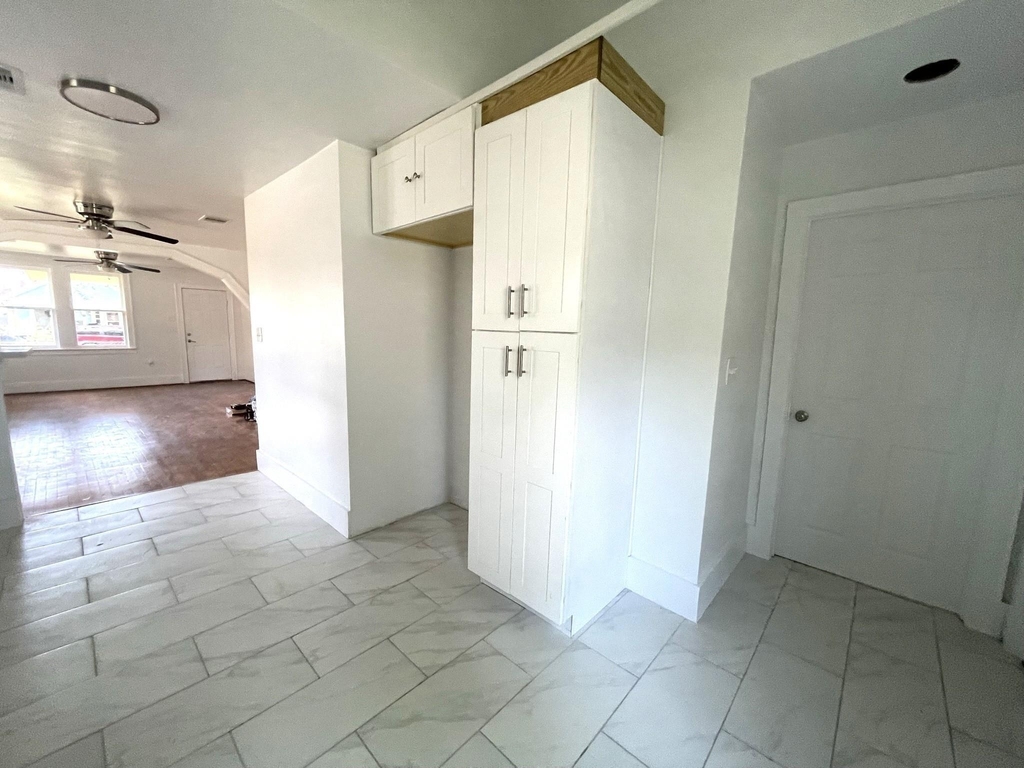 107 Sinclair Street - Photo 5