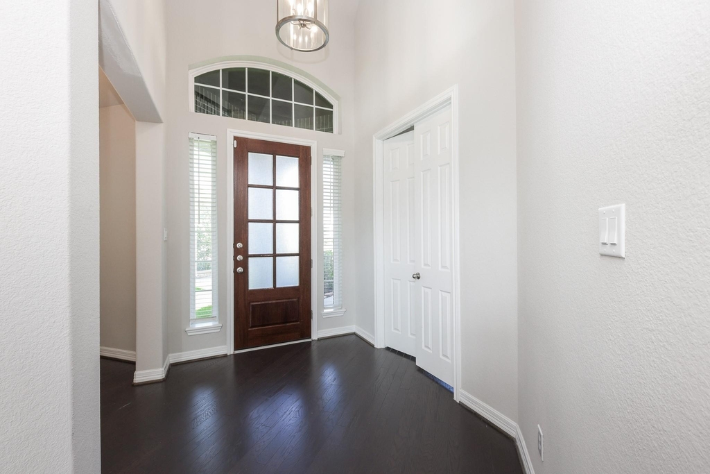 2119 Stargrass Drive - Photo 3