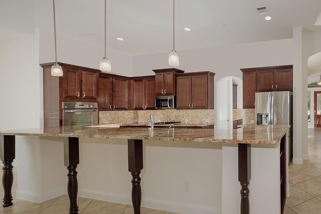 46 Caprice Bend Place - Photo 9