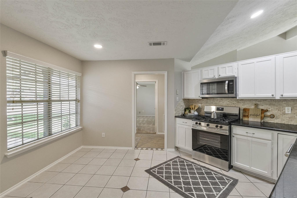 7211 Fuchsia Lane - Photo 6