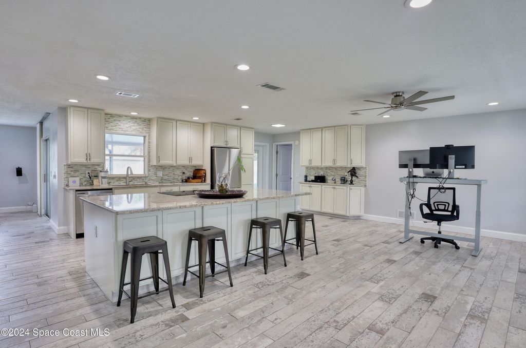 590 Coconut Street - Photo 2