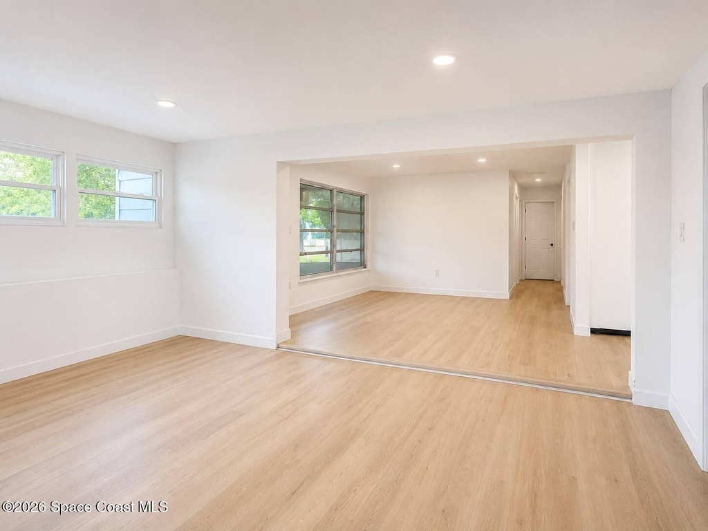 4450 Browning Avenue - Photo 1