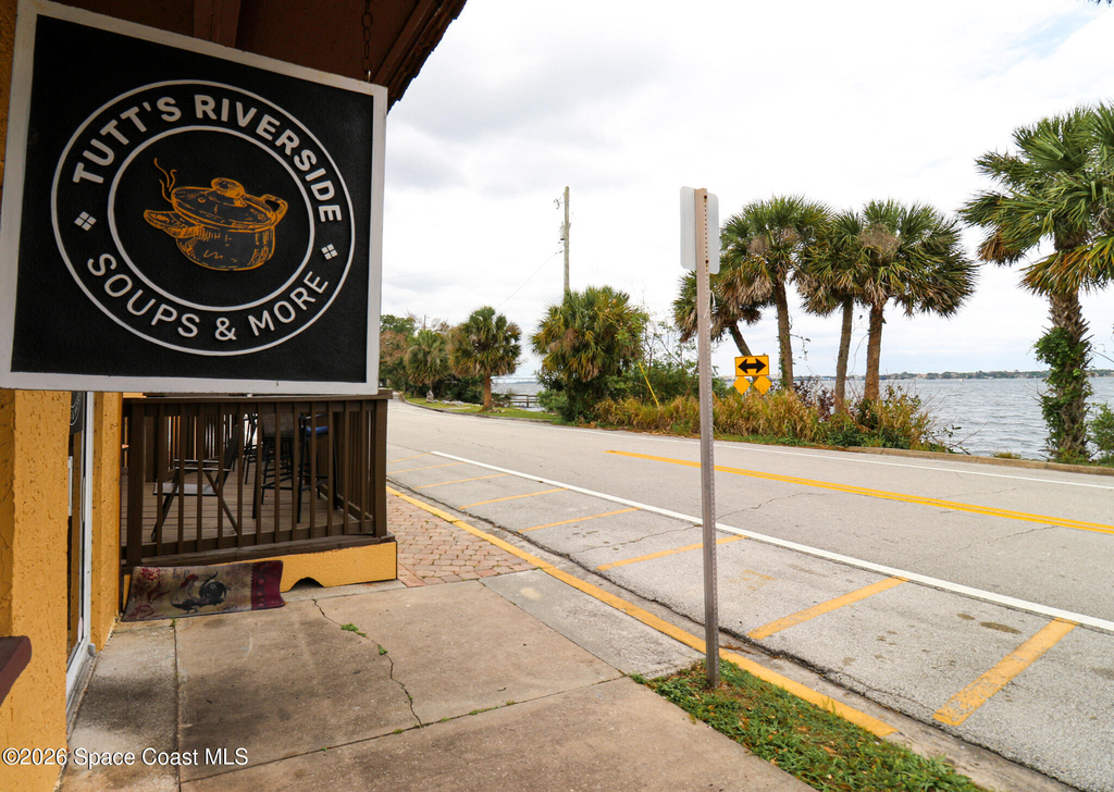44 Barton Avenue - Photo 21