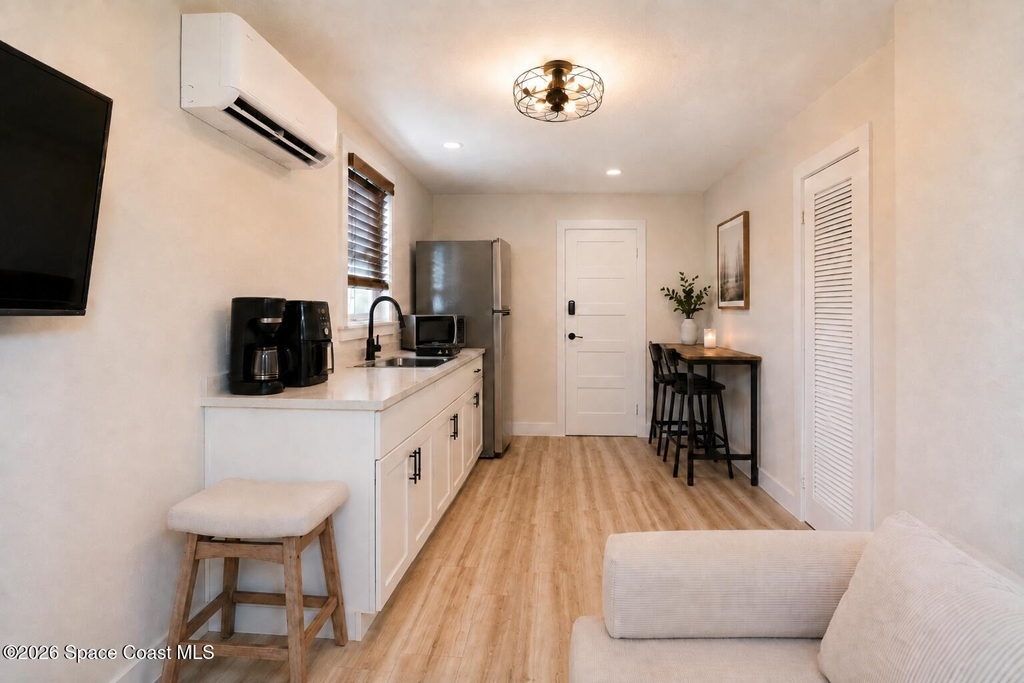 44 Barton Avenue - Photo 11