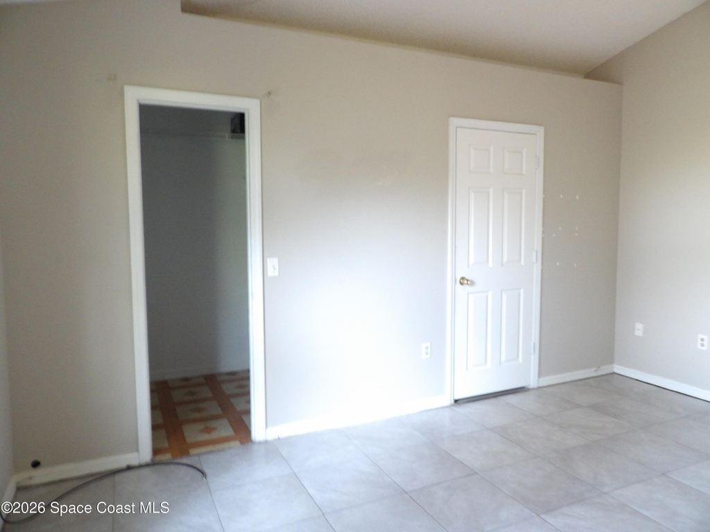 1042 Brookfield Street Se - Photo 7