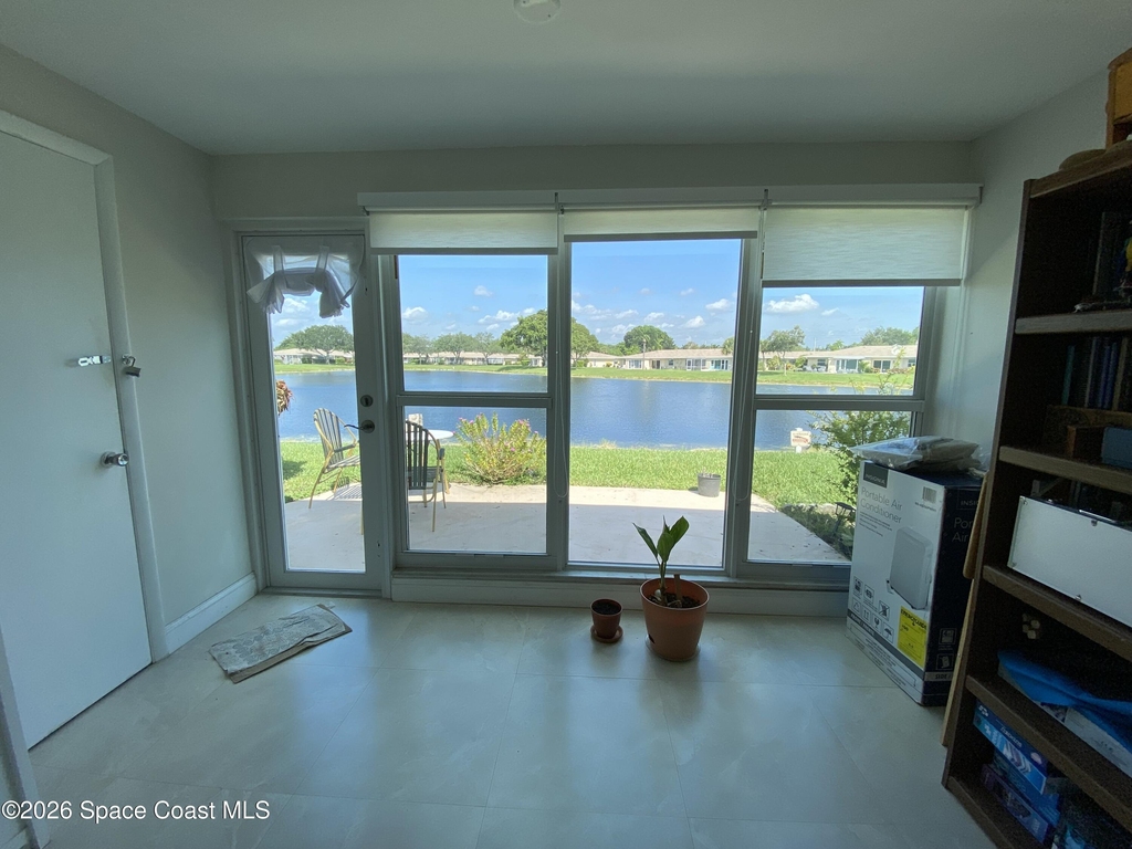 8777 Warwick Drive - Photo 18
