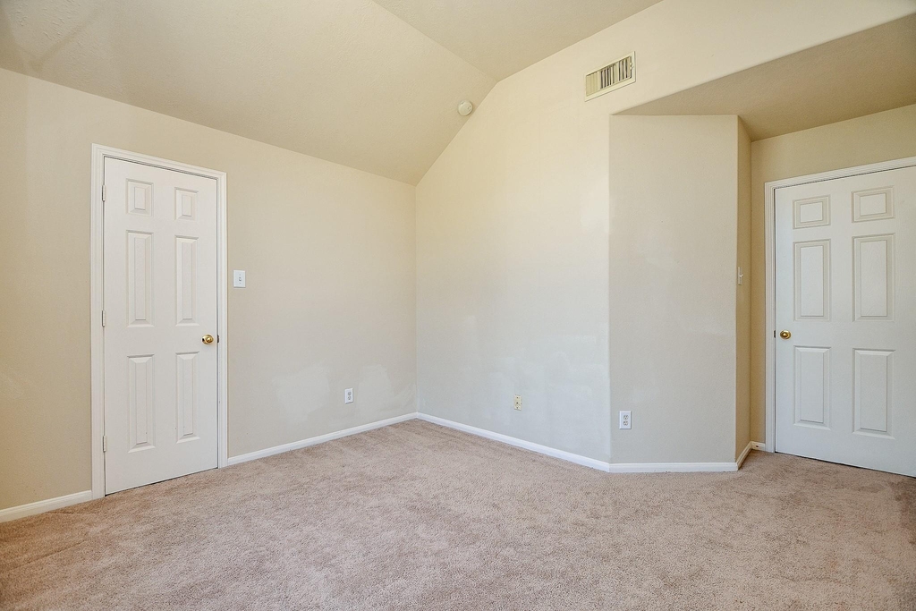 13979 Maximos Dr - Photo 21