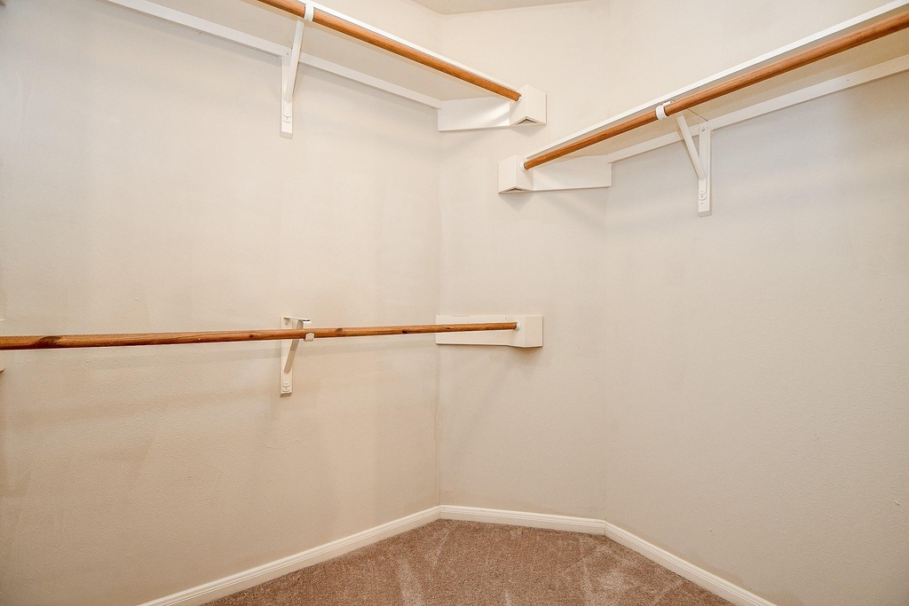 13979 Maximos Dr - Photo 27