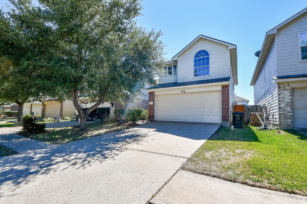 13979 Maximos Dr - Photo 3