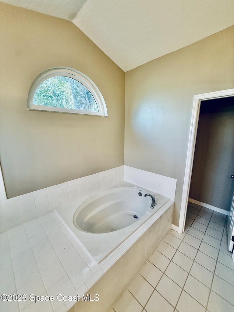 1686 Rustic Way - Photo 16