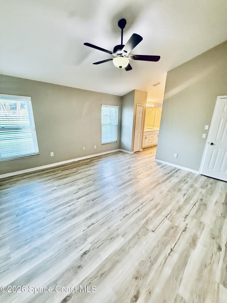 1686 Rustic Way - Photo 11