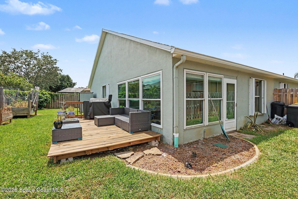 1575 Sun Gazer Drive - Photo 16