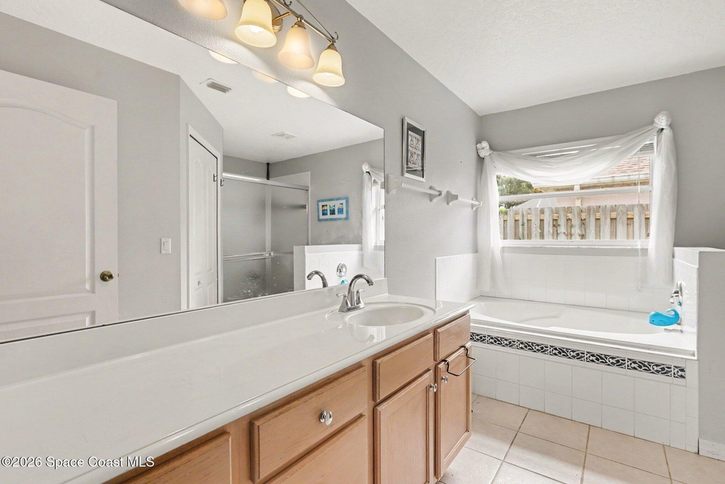 1575 Sun Gazer Drive - Photo 11