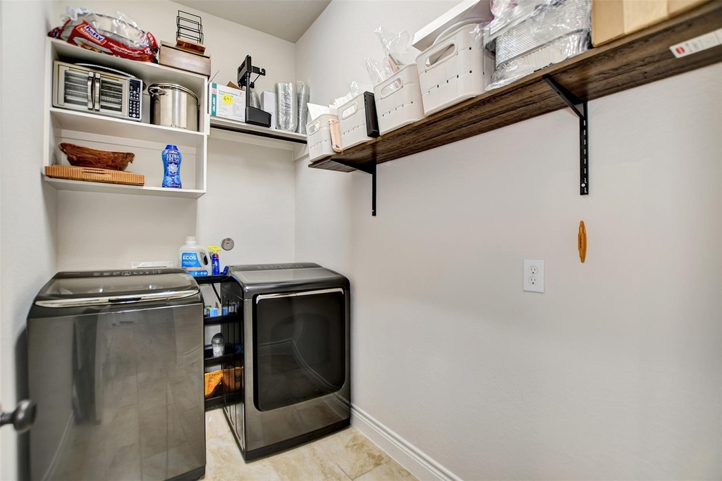10710 Balivcar Court - Photo 31