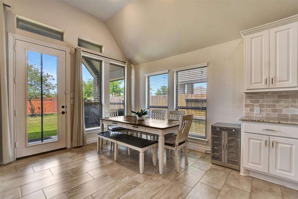 10710 Balivcar Court - Photo 20