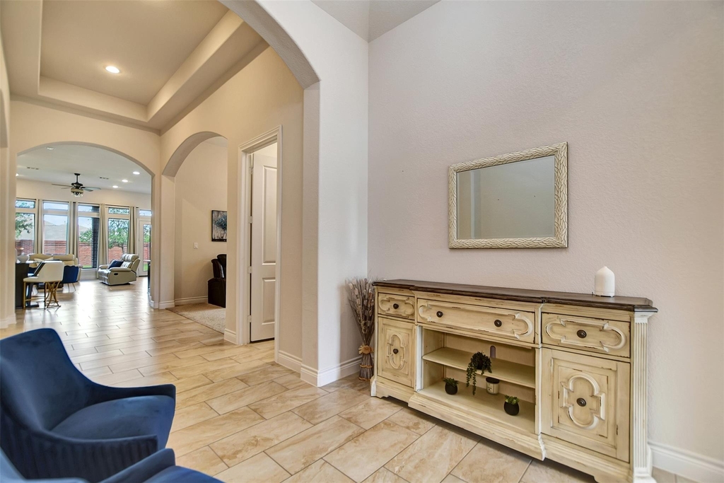 10710 Balivcar Court - Photo 4