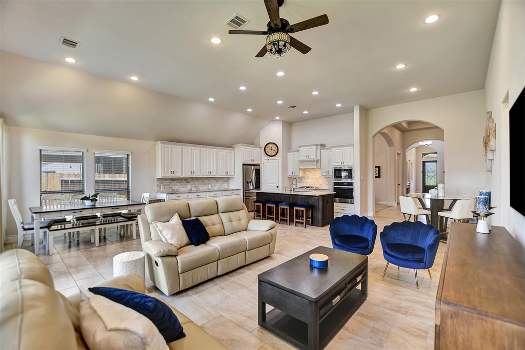 10710 Balivcar Court - Photo 13