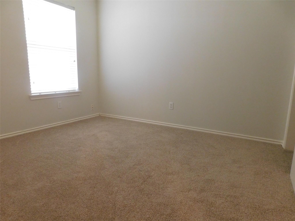 3334 Pebble Beach Lane - Photo 18