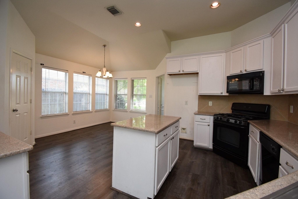128 Long Canyon Lane - Photo 18