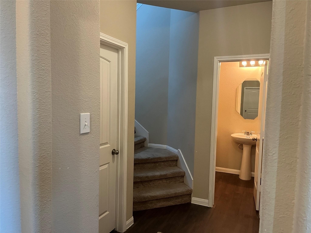 17275 Quiet Song Court - Photo 8